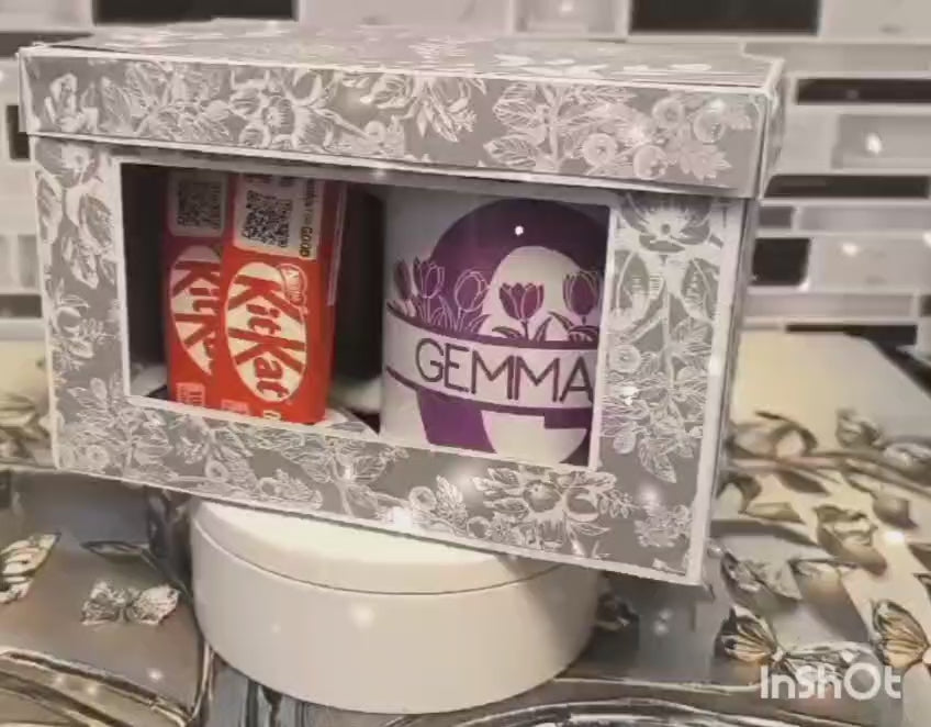 PERSONALISED INITIAL MUG GIFT SET WITH 2x COFFEE SACHETS & 2x KITKAT BARS